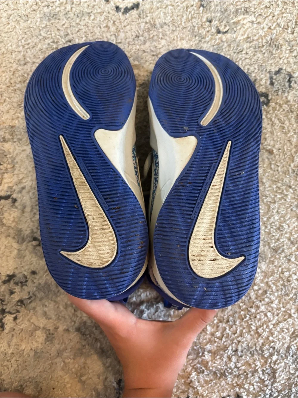 Nike team hustle digital pixel size 7 youth US